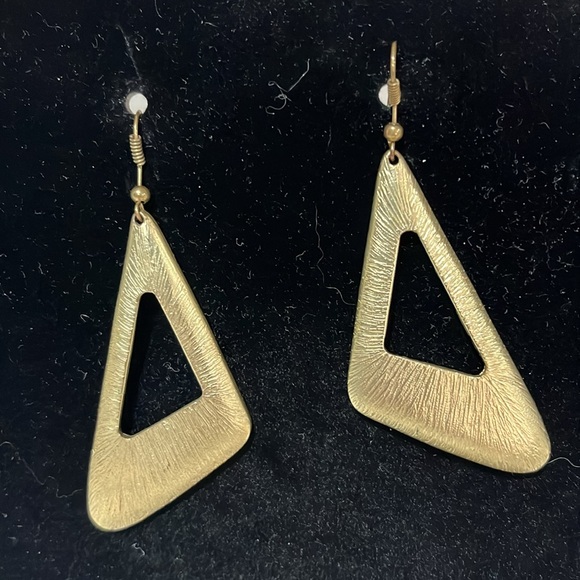 Super Cute Gold Plated Earrings - Picture 3 of 4